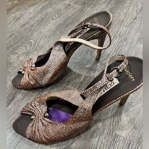 EUC Guillaume Hinfray peek a boo toe with adjustable back strap.